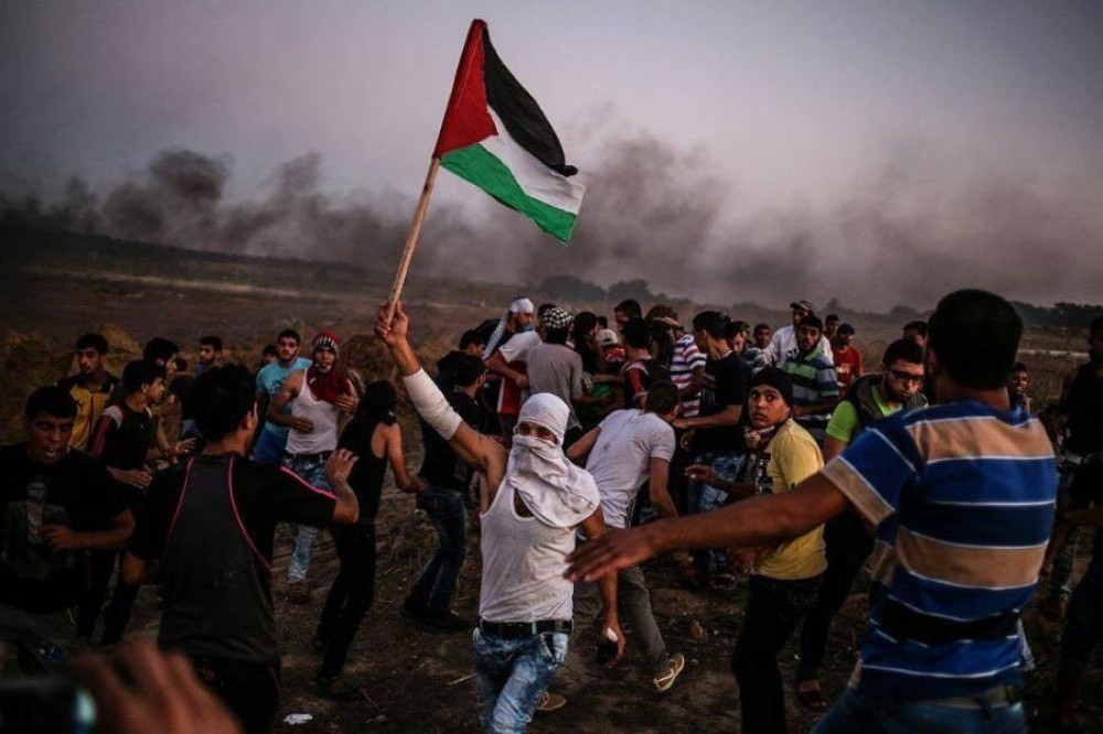 "القدس رمز المقاومة"