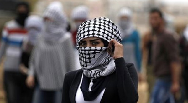 حركة فتح بساحة غزّة تُحيي المرأة الفلسطينية