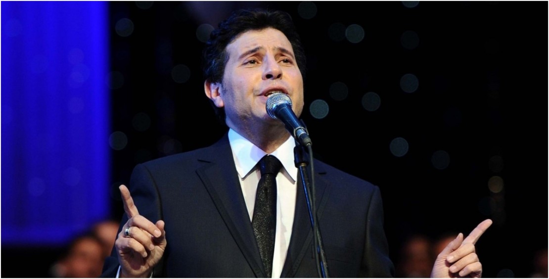 شاهدوا: هاني شاكر يصلُ "السّعوديّة" لإحياء موروث "العندليب" عبد الحليم حافظ!