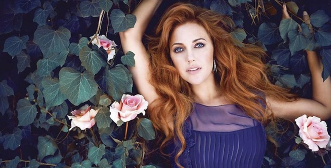 شاهد: مريم أوزرلي تواصل الظهور الجريء هل تعوّض غيابها الفني بالإثارة؟!