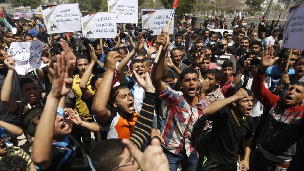 حراك "بدنا نعيش" يدعو لأوسع تظاهرة في غزّة غداً