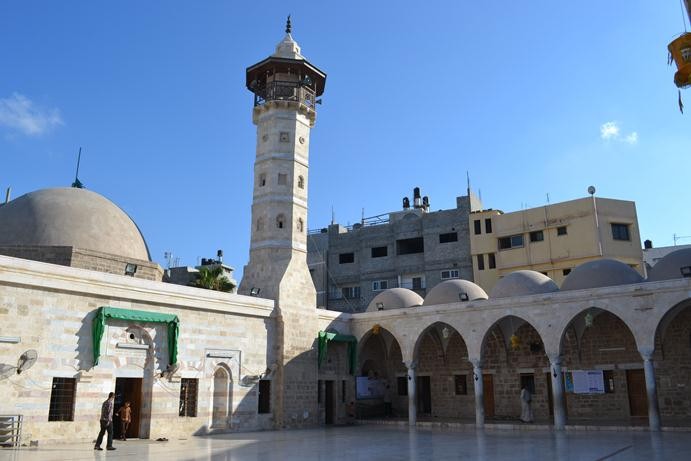 أوقاف غزة تُصدر قرارًا برفع الأذان الأول للفجر قبل ساعة من الأذان الرسمي خلال رمضان