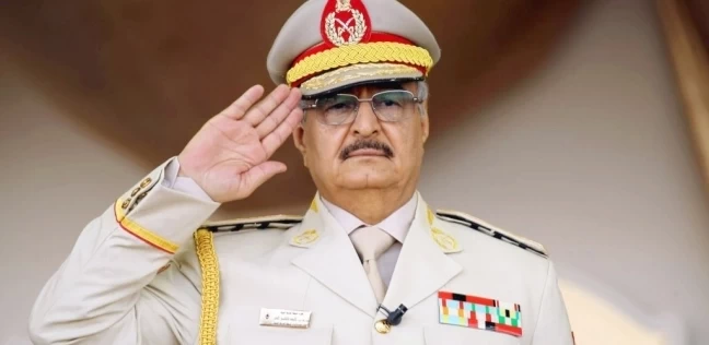 قوات الخليفة "حفتر" تبسط سيطرتها على مطار طرابلس ومحاور بالمدينة
