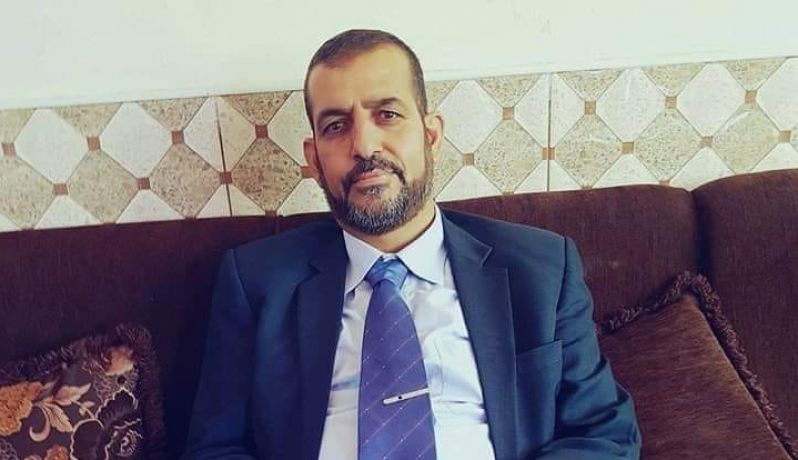 الاحتلال يجدد الاعتقال الإداري بحق أسير من الخليل
