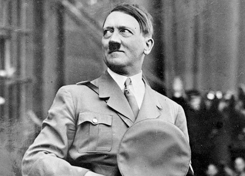 مقرب من "هتلر" يكشف كلماته الأخيرة قبل "انتحاره"