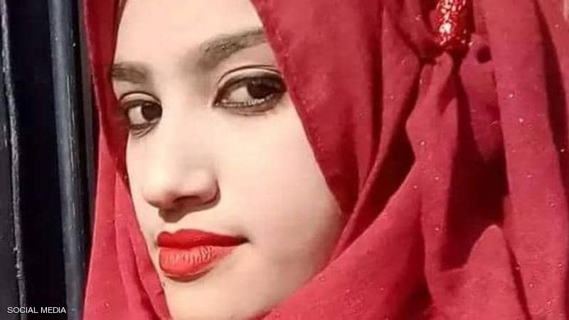 أبلغت عن "تحرش" مدير المدرسة بها "فحرقوها" حتى الموت