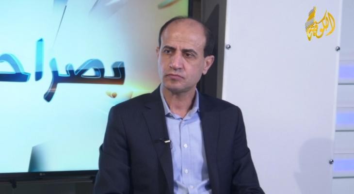 عوض: انقسام الضفة وغزّة سيُسهل على الإدارة الأمريكية تنفيذ صفقة القرن