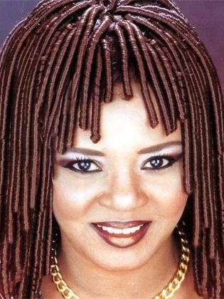 بمشاركة محمود جمعة