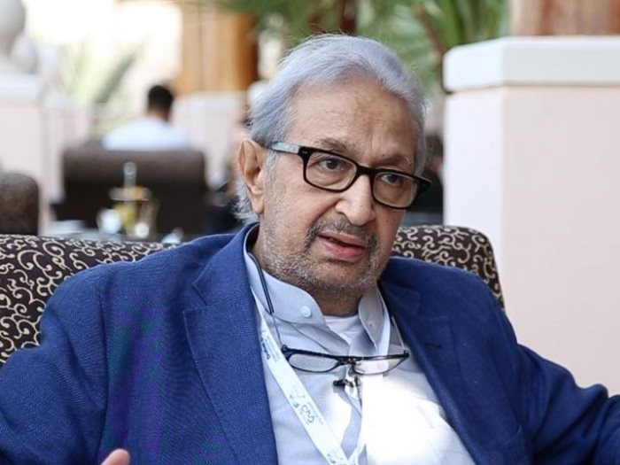 في ذكرى ميلاد "نور الشريف" تعرف على قصة تغيير اسمه الحقيقي