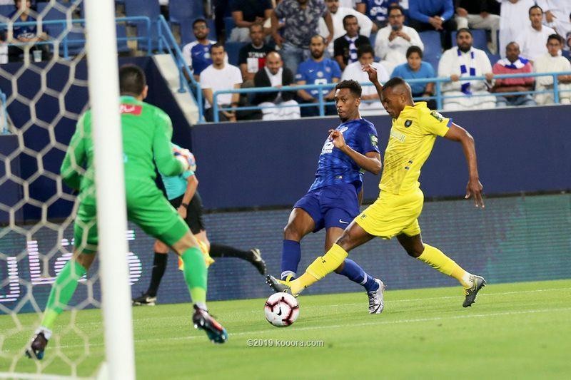 التعاون يصعق الهلال بخماسية تاريخية