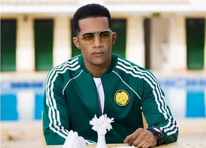 بالفيديو: محمد رمضان يحتفل بعيد ميلاده مع ابنيه