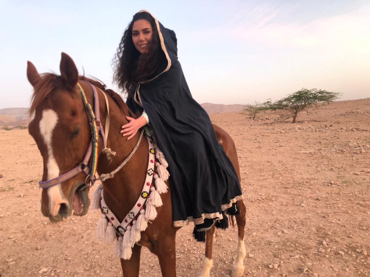 بالصور: "نور صعب" تُزاوج بين الأعمال البدوية والاجتماعية في الموسم الرمضاني المرتقب