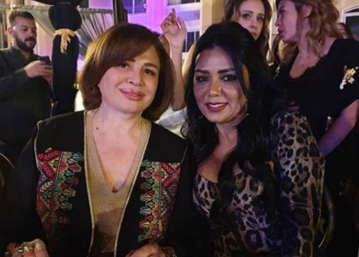 شاهد بالفيديو: رانيا يوسف وإلهام شاهين ترقصان على أنغام "اللي باعنا خسر دلعنا"