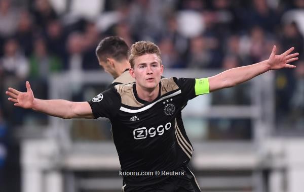 تصرف ميسي مؤشر جديد على اقتراب دي ليخت من برشلونة