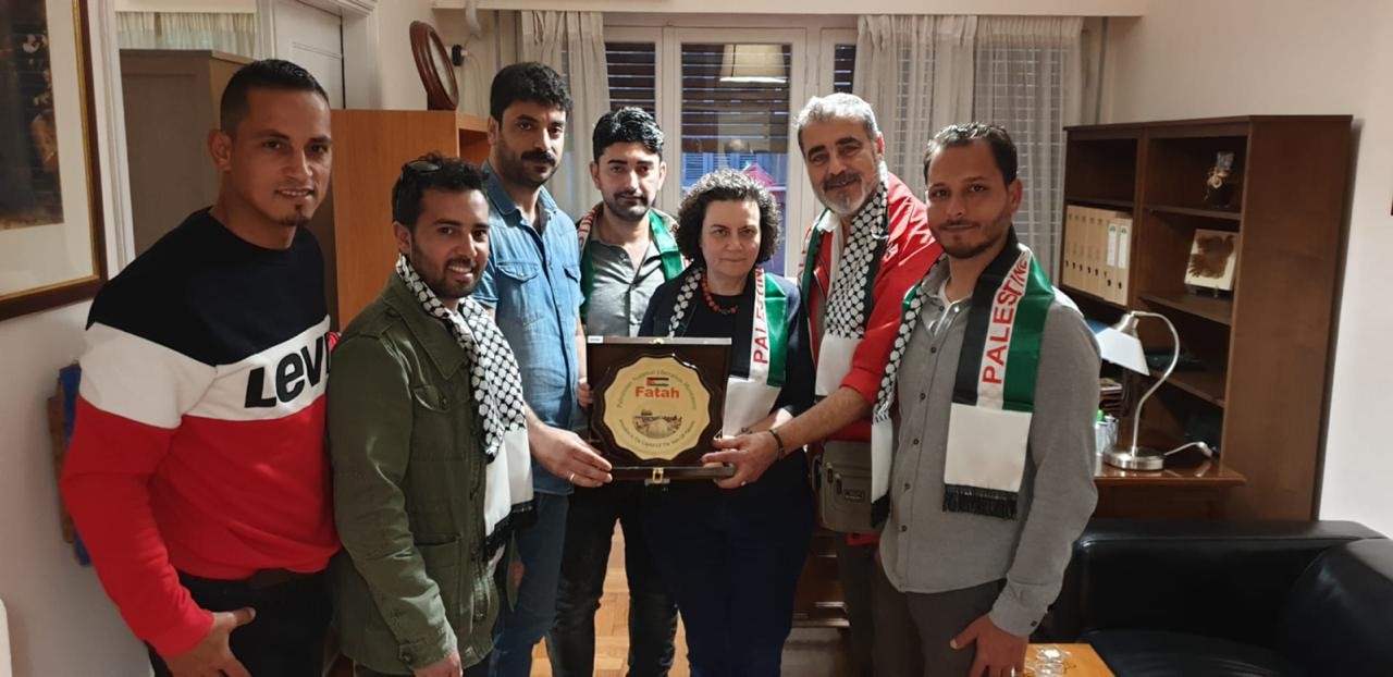 وفد من التيار الإصلاحي يُطلع وزيرة يونانية سابقة على تطورات القضية الفلسطينية