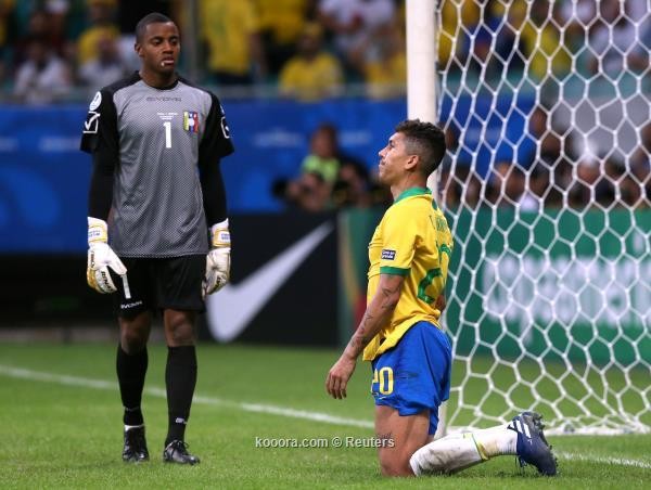 الحكم يلغي 3 اهداف للبرازيل امام فنزويلا