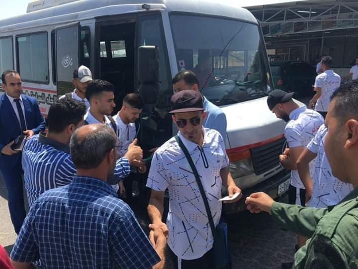 بالصور: فريق مركز بلاطة الرياضي يصل غزة عبر إيرز
