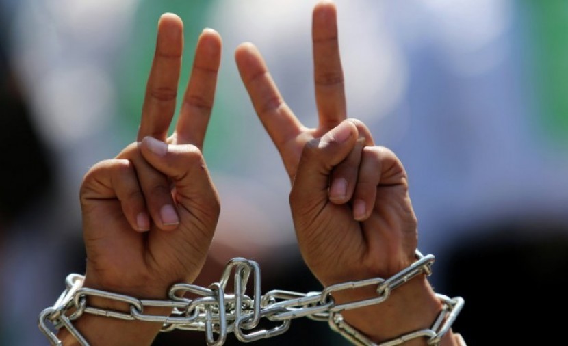 الإفراج عن أسير من طوباس بعد قضائه 17 عامًا في الأسر