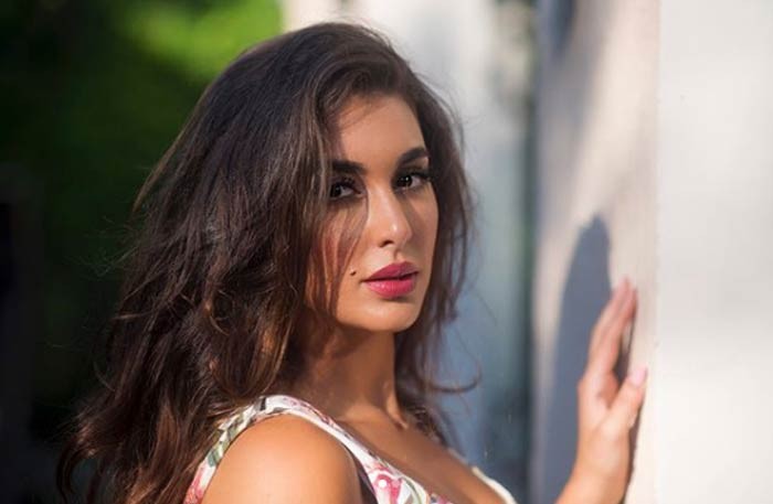 بالصور: النجمة "ياسمين صبري" تدخل المستشفى