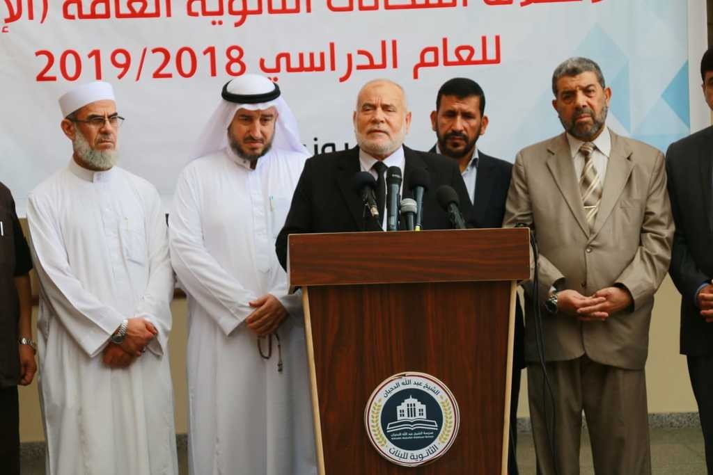 تشريعي غزة يتفقد لجان امتحانات الثانوية العامة "الإنجاز"