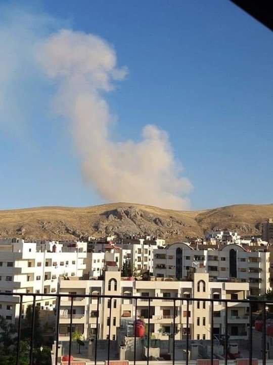 انفجار ضخم داخل قاعدة عسكرية في دمشق
