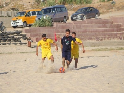 اكتمال أضلاع المُربع الذهبي لبطولة كرة القدم الشاطئية