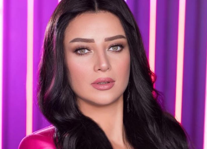 بالفيديو : رضوى الشربيني تغني لحماقي