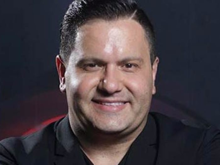 إدوارد: يبدأ تصوير "حواديت الشانزليزيه" فى هذا الموعد