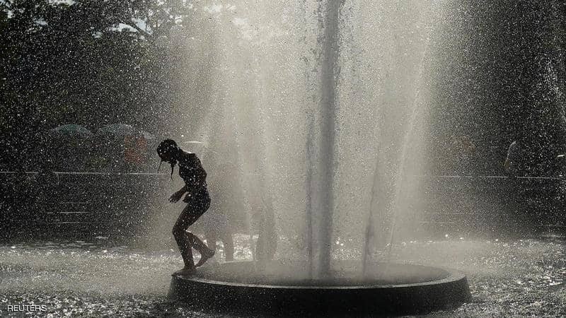 بريطانيا تنتظر "أحر ليلة" في تاريخها