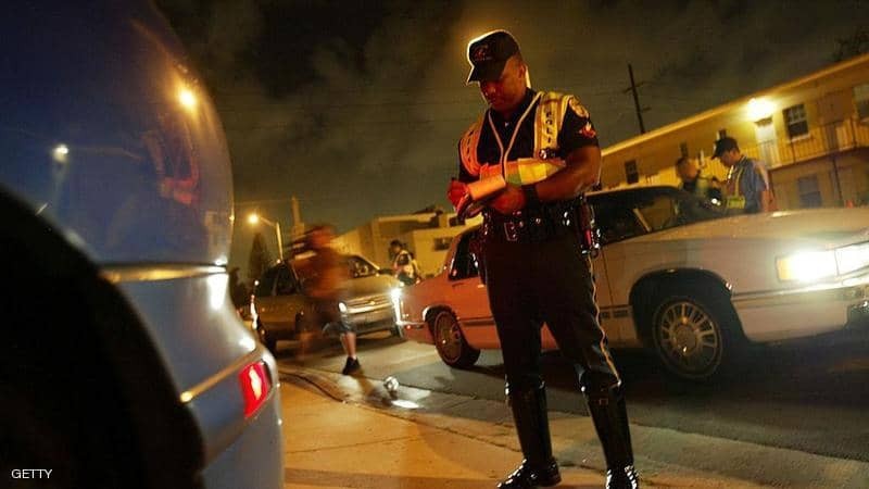 أميركي يواجه 7 سنوات سجنا بسبب كذبة عادية في بلدان أخرى