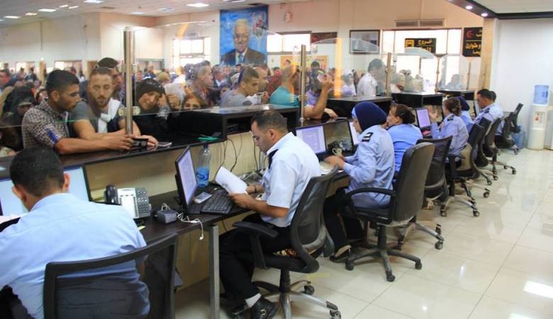 13509 أفف مواطن تنقلوا عبر معبر الكرامة ثالث أيام عيد الأضحى