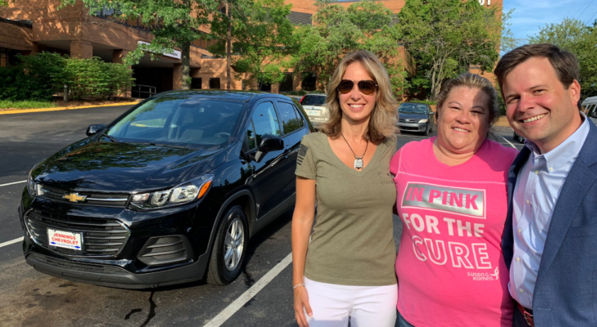 بالصور: مليونير أميركي يتبرع بالآلاف عبر "تويتر"ومفاجأة من ترامب