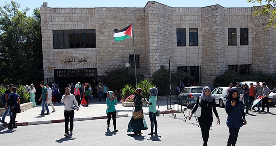الاحتلال يرفض إصدار تصاريح عمل للأكاديميين الأجانب في جامعات الضفة