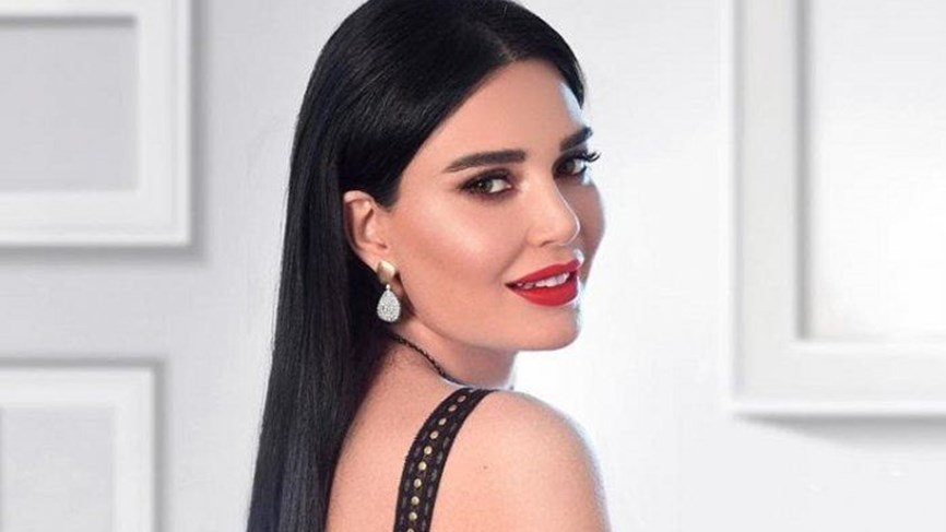 بالفيديو: مضحك لـ"سيرين عبد النور" في كواليس مسلسلها: "زوجي نازل من بيت عشيقته"