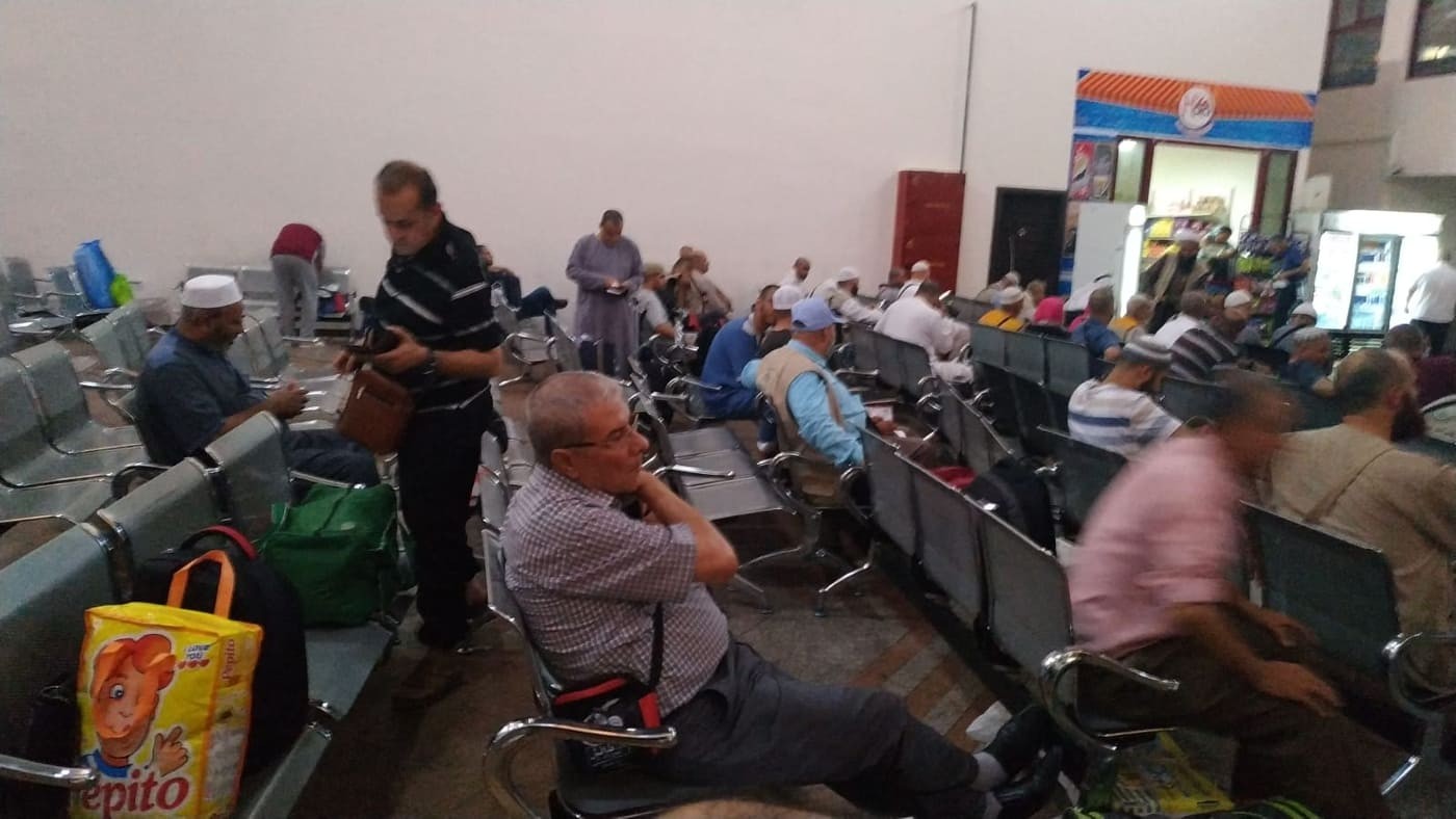 بالصور: وصول حجاج قطاع غزة للصالة المصرية