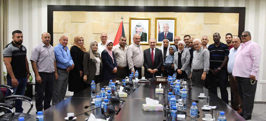 أعرب عن دعم المبادرات والمشاريع