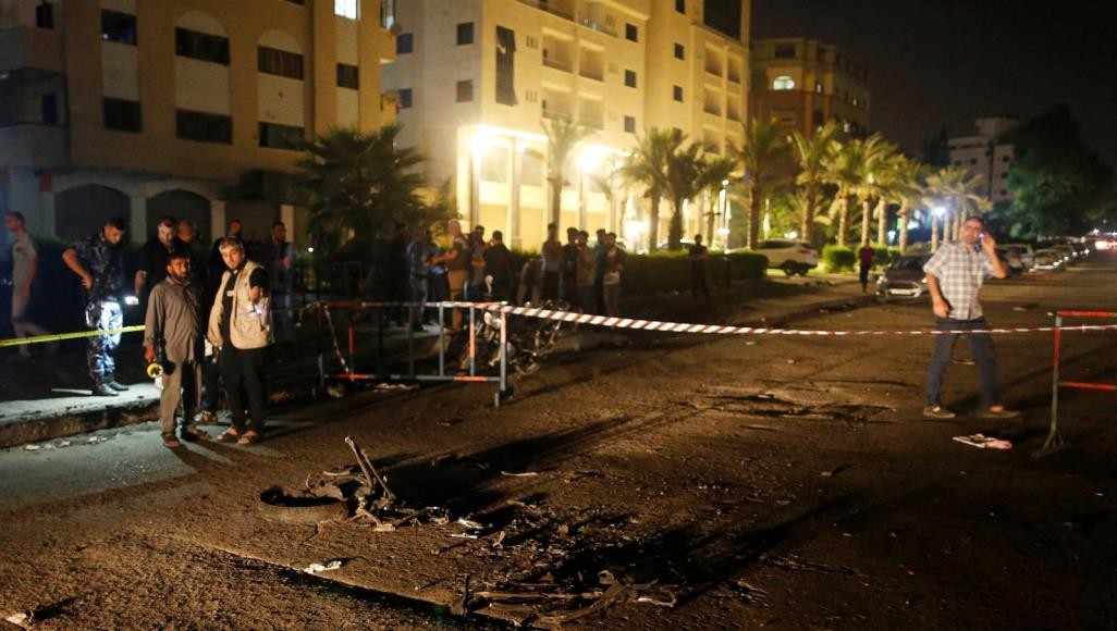 شاهد: حماس تُلمح إلى جهة تقف خلف انفجاريّ غزّة أمس!!