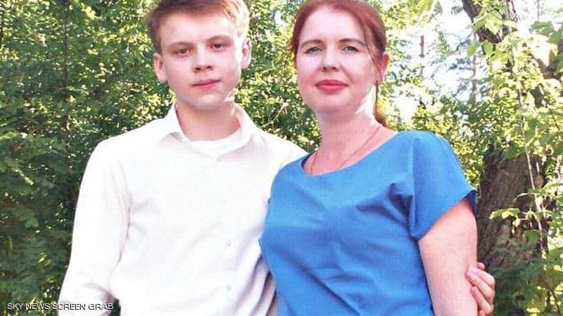 جريمة بشعة "فتى" يقتل جميع أفراد "عائلته" بسبب إهماله