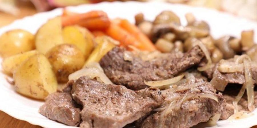 بالفيديو: طريقة عمل "صينية الستيك" بالخضار