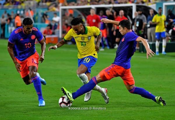 نيمار يضع بصمته على تعادل مثير مع كولومبيا