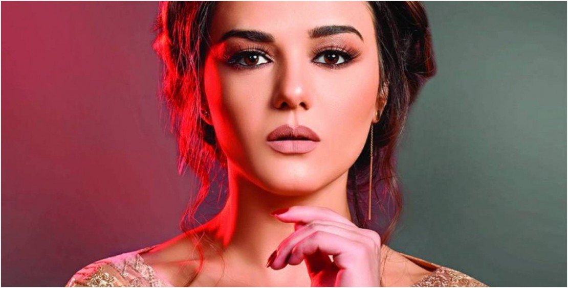 شاهدوا: "دانا مارديني" تُطمئن جمهورها على طريقتها بعد العملية الجراحية