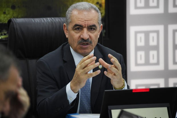 اشتية: الحكومة ستبدأ بالاستعدادات اللازمة لإجراء الانتخابات العامة