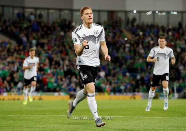 ألمانيا تُضمد جراحها بانتزاع الصدارة من أيرلندا الشمالية