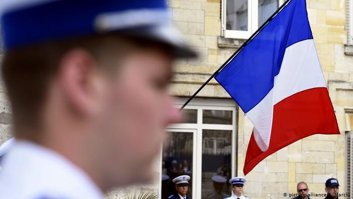 فرنسا: قتلت زميلتها بطريقة "بشعة".. وتصر "لم يكن مقصوداً"