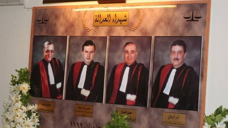 وتبرئة موقوف لعدم كفاية الأدلة