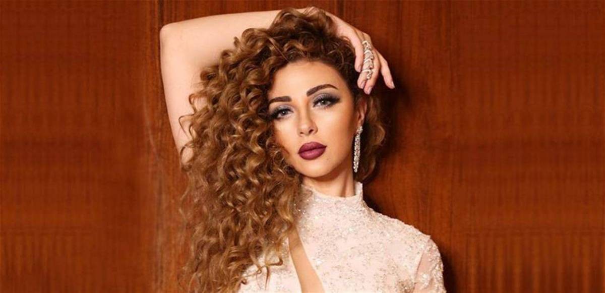 بالفيديو: "ميريام فارس" تتخلّى عن شعرها الطويل.. شاهدوا كيف بدت؟