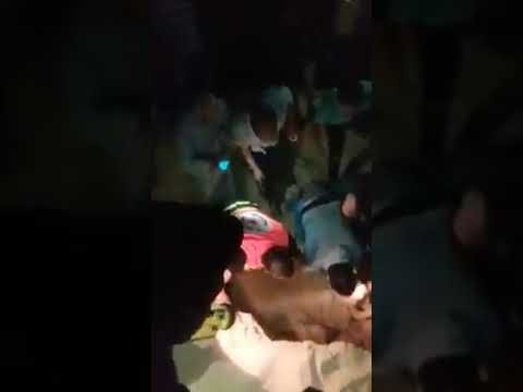 بعد انهيار الرمال عليهما