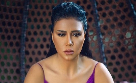 "رانيا يوسف": لا أفكر بالزواج فكل الرجالة مصطفى أبو تورتة