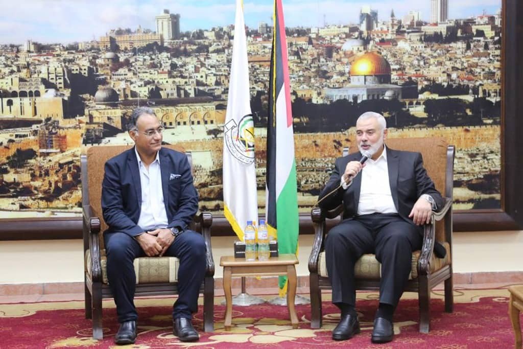 هنية يشيد بالدور المصري في التخفيف عن معاناة الجرحى الفلسطينيين