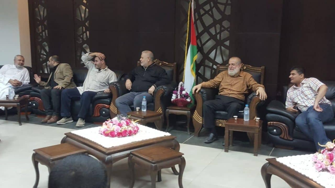 فور وصولهم معبر رفح
